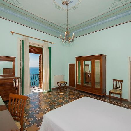 Albergo California Позитано Екстериор снимка