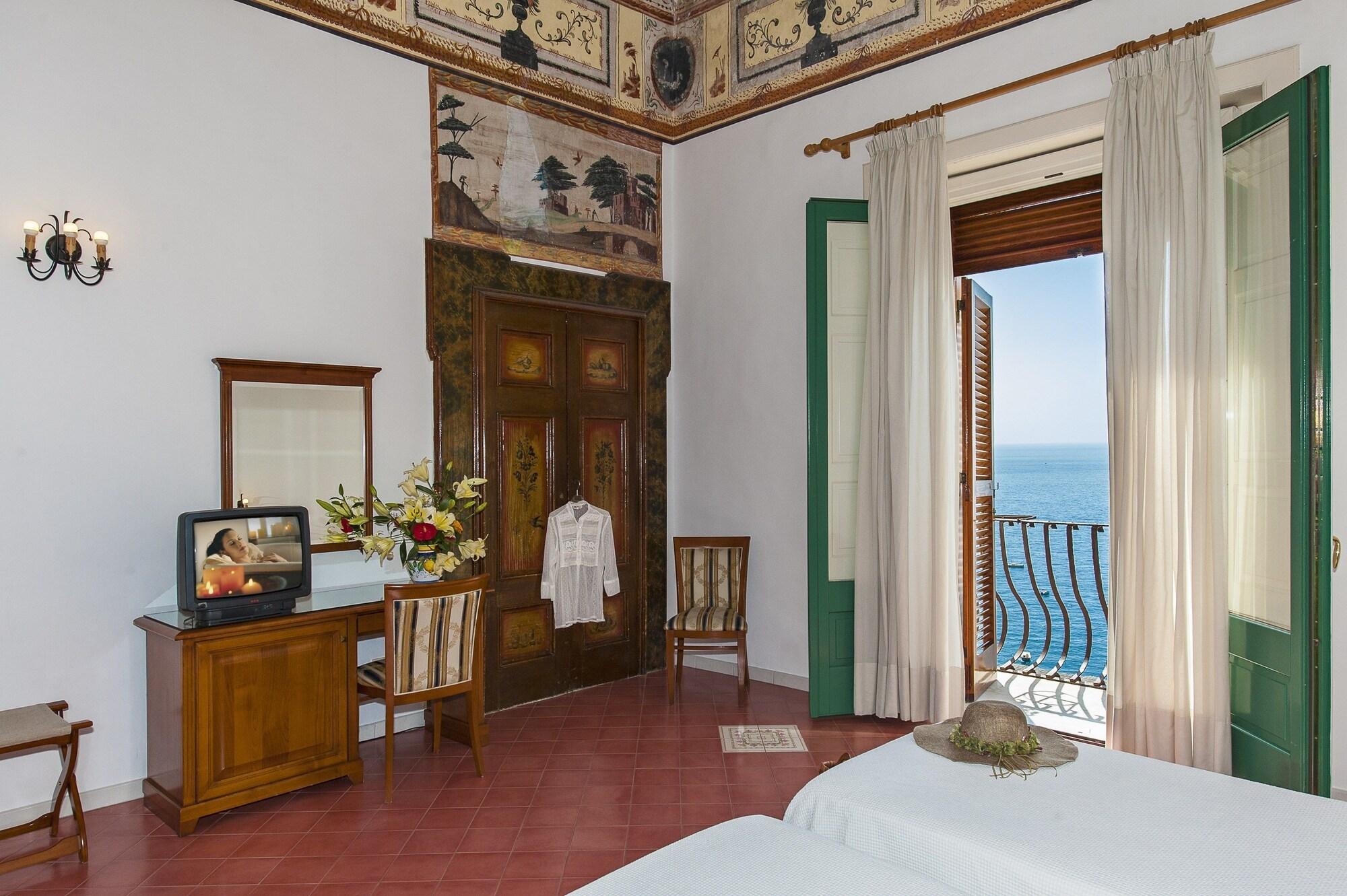 Albergo California Позитано Екстериор снимка