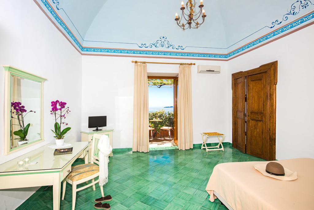 Albergo California Позитано Екстериор снимка