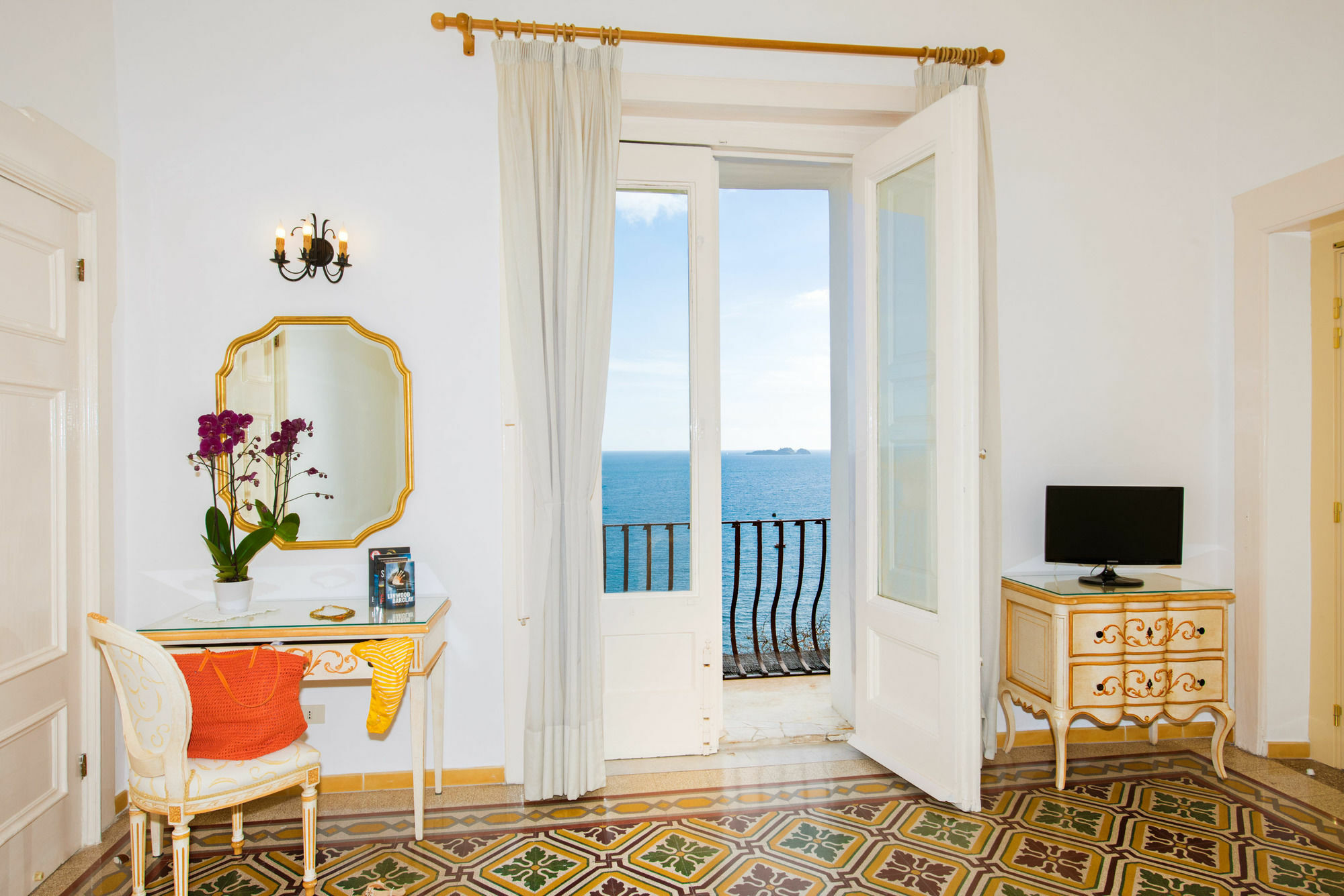 Albergo California Позитано Екстериор снимка