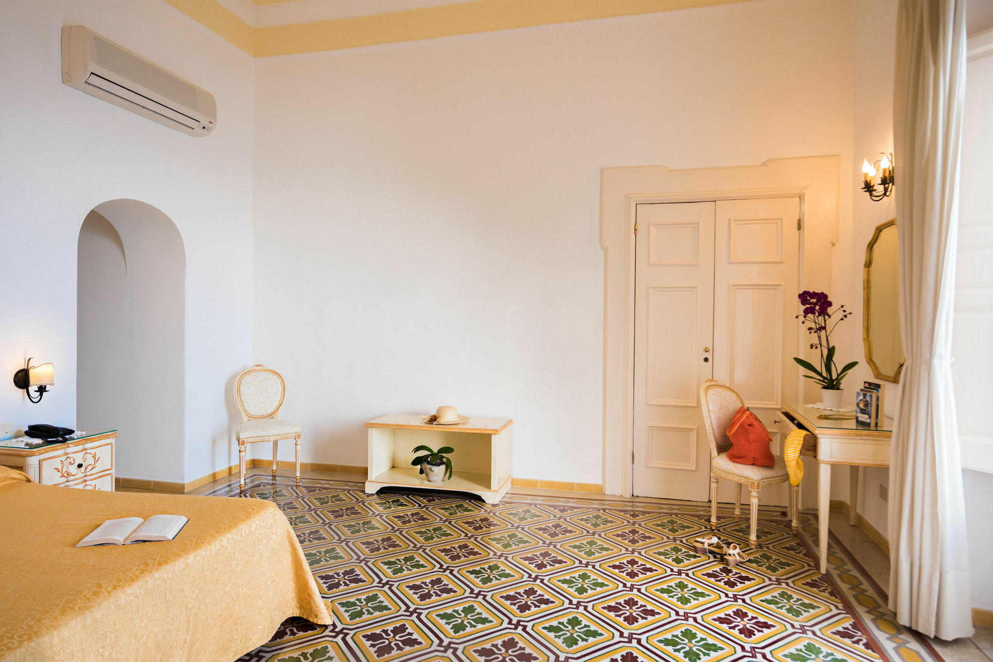 Albergo California Позитано Екстериор снимка